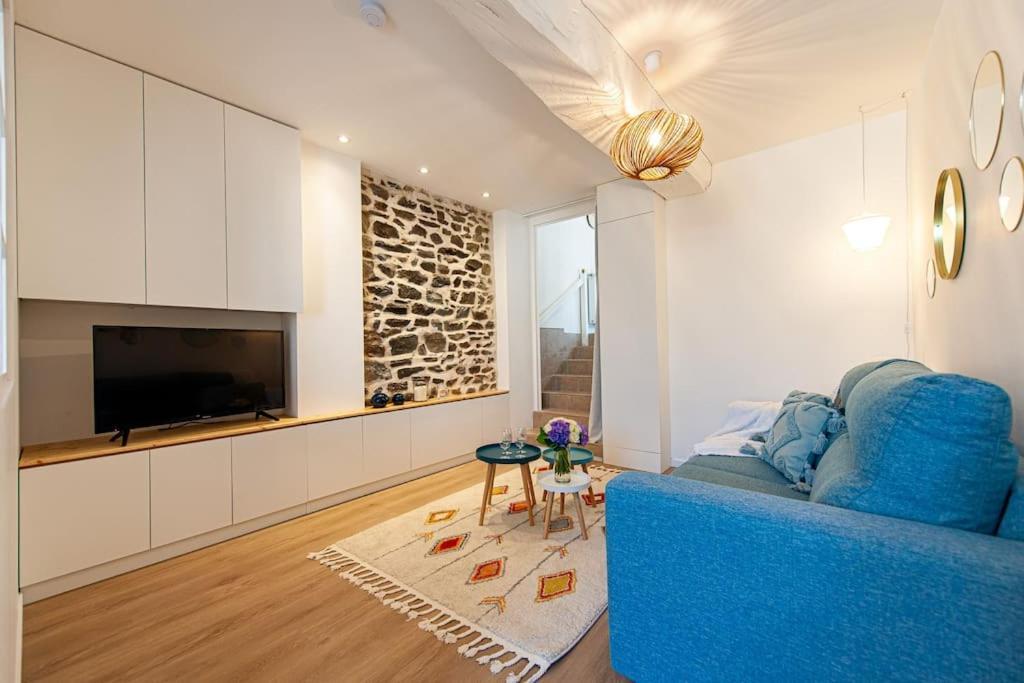 Fougères Le Cocoon - Appartement Dans Maison Du Xviieme Siecle מראה חיצוני תמונה