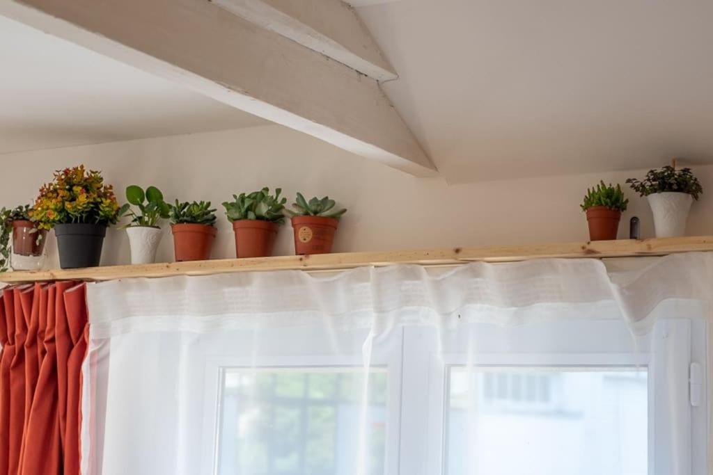 Fougères Le Cocoon - Appartement Dans Maison Du Xviieme Siecle מראה חיצוני תמונה